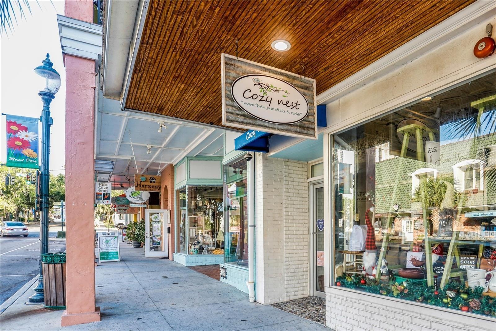 Just minutes away lies charming downtown Mount Dora, featuring a picturesque blend of quaint shops, antique markets, and acclaimed local eateries.