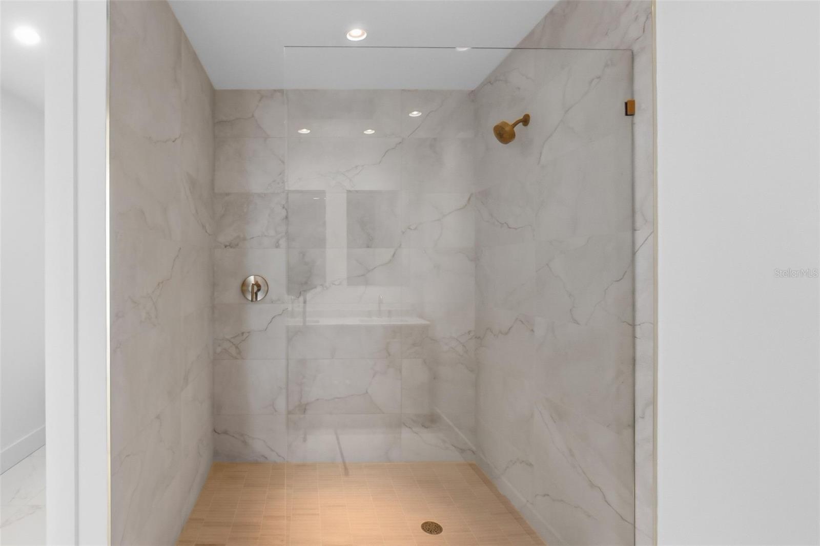 Primary shower