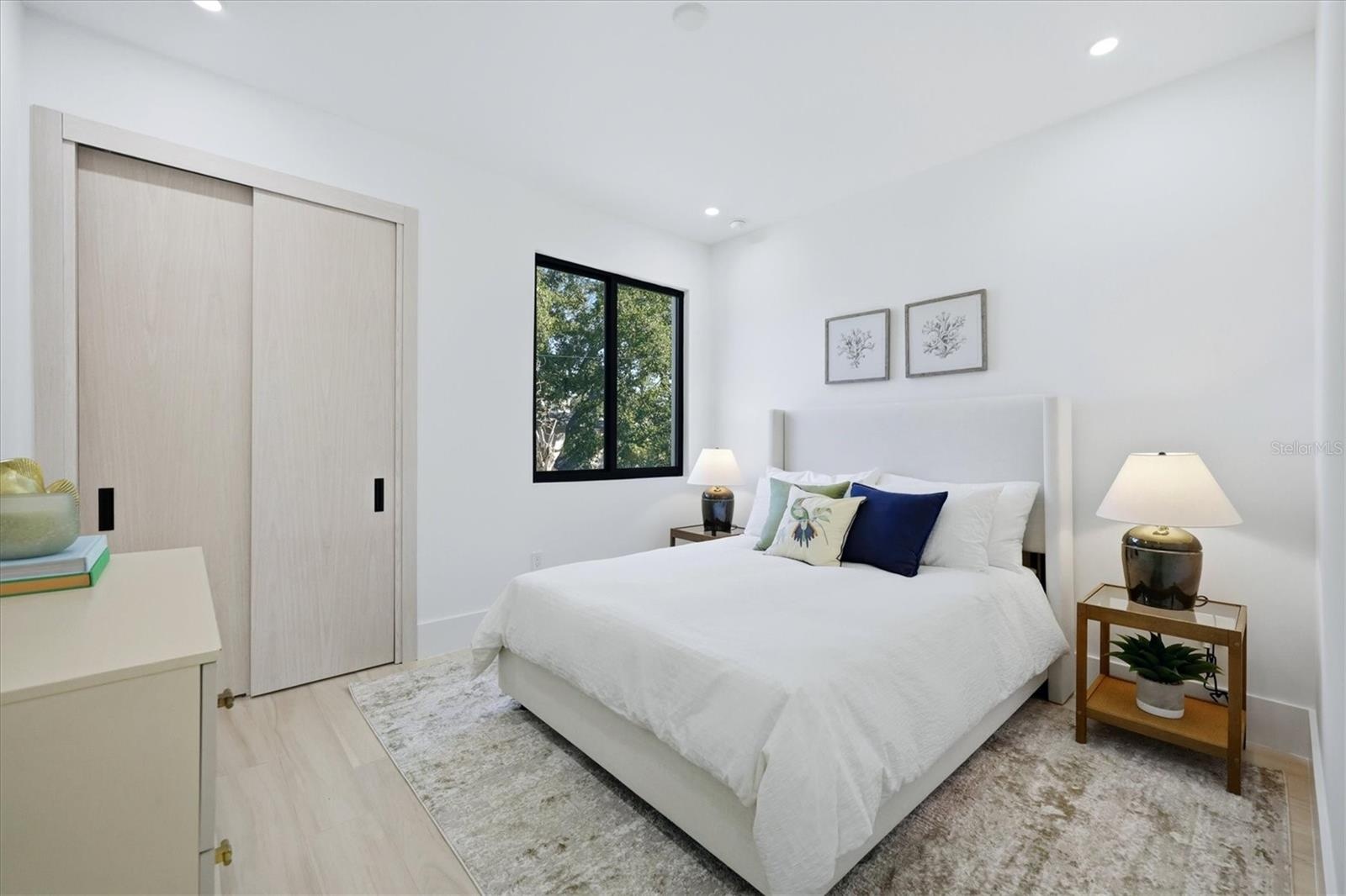 3rd bedroom, 2nd floor, ensuite bathroom
