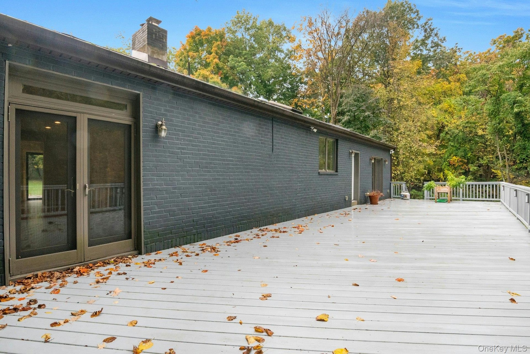 Seamless indoor and outdoor access.