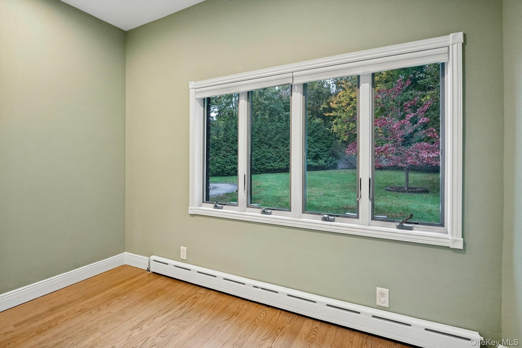 Great office or 4th bedroom.