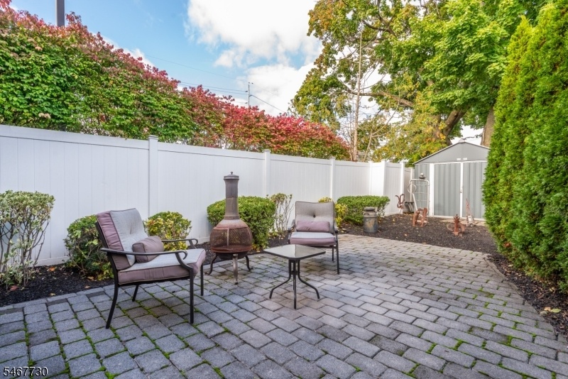 Outdoor-living Patio