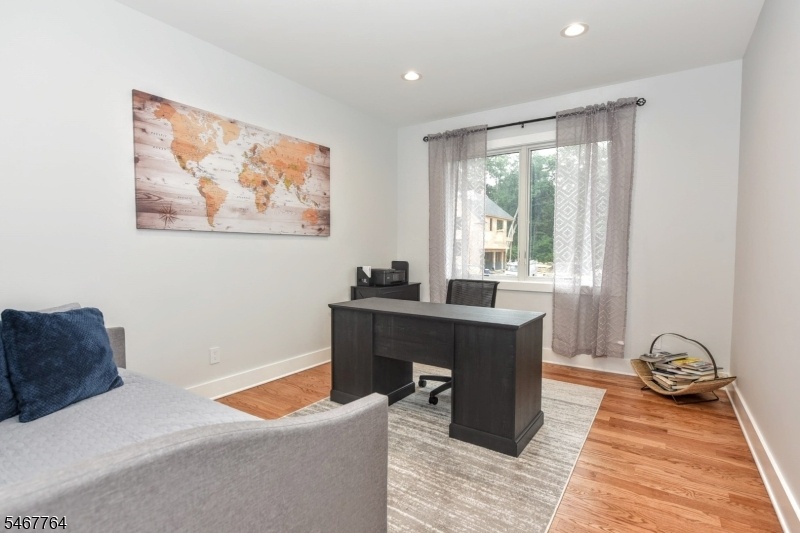 1st Floor Office