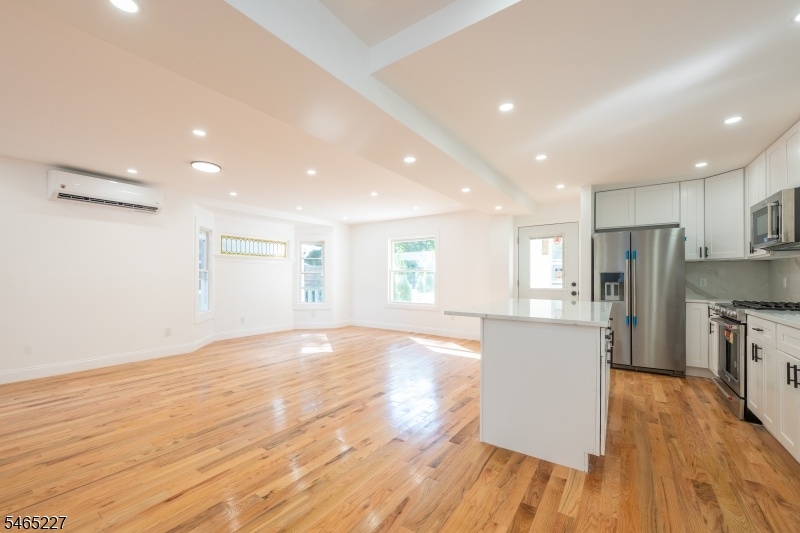 Living/Dining