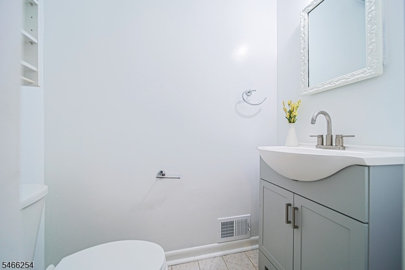 Half bath on ground fl