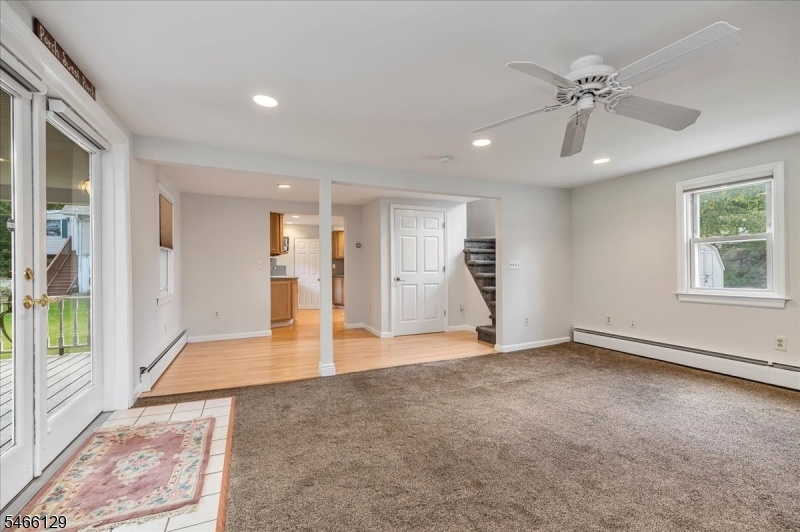 Living Room / DR (49)
