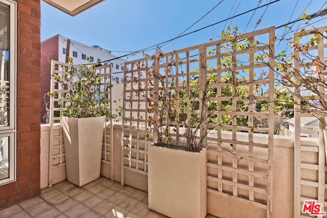 Guest Bedroom Private Balcony