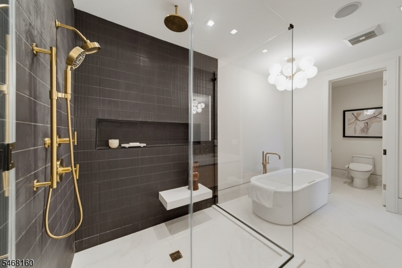 Primary BR Bath