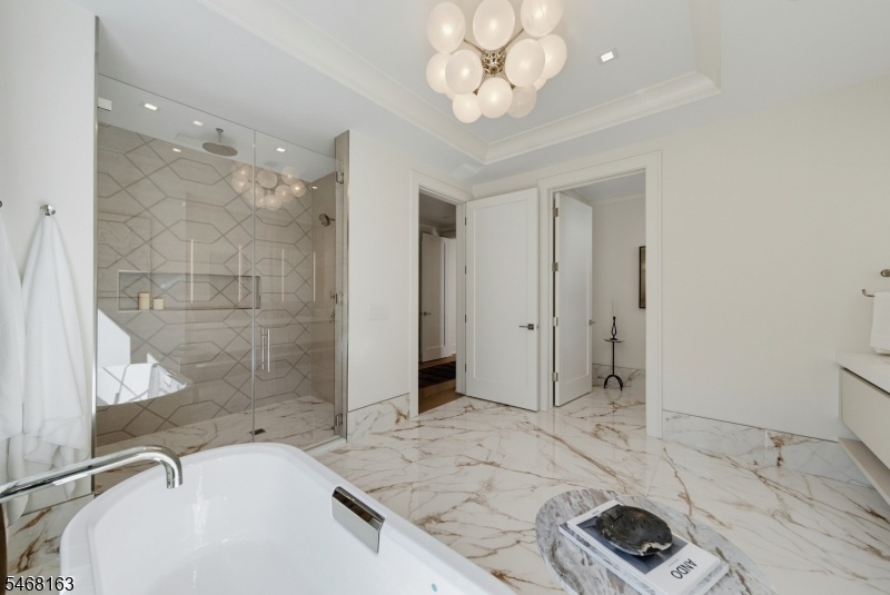 Primary BR Bath