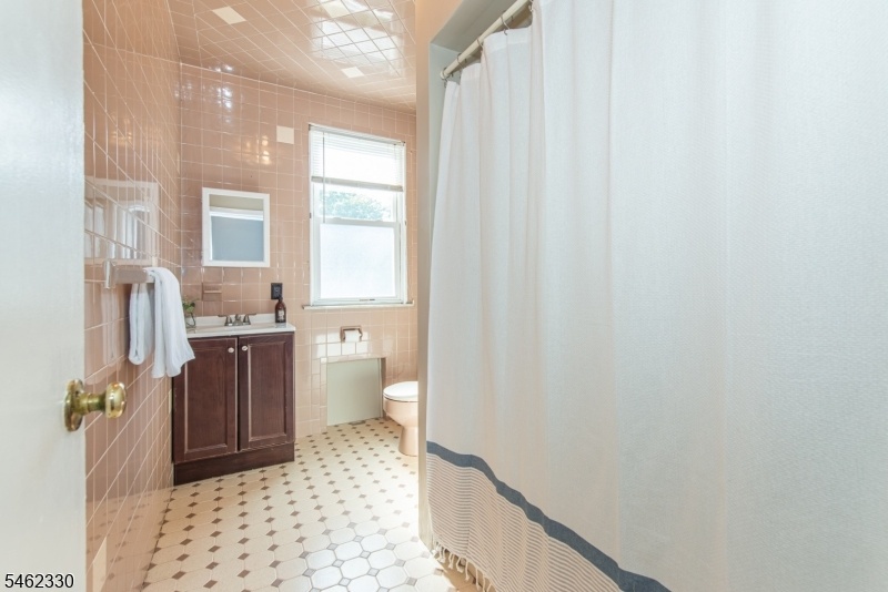 Second Floor Full Bath