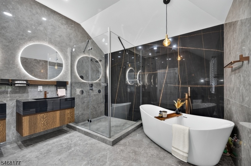 Primary BR Bath