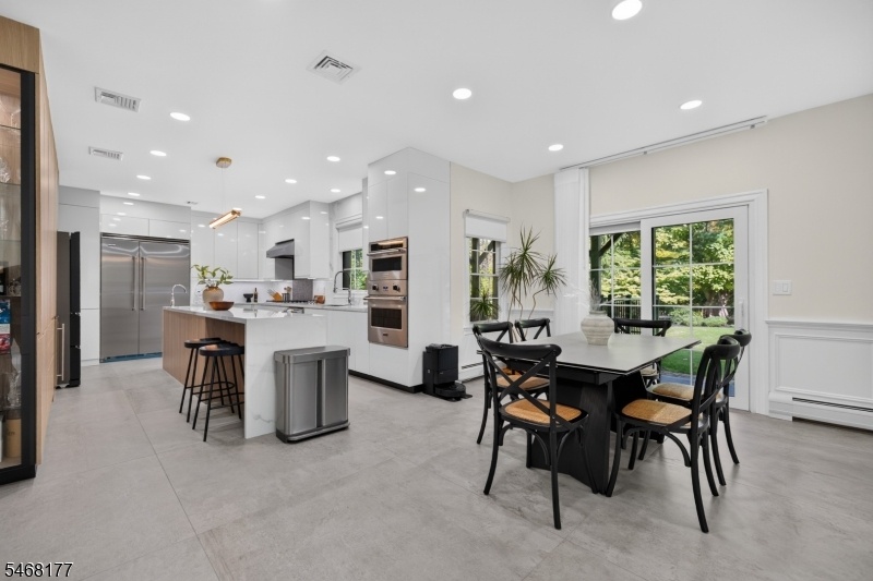 Dining Kitchen