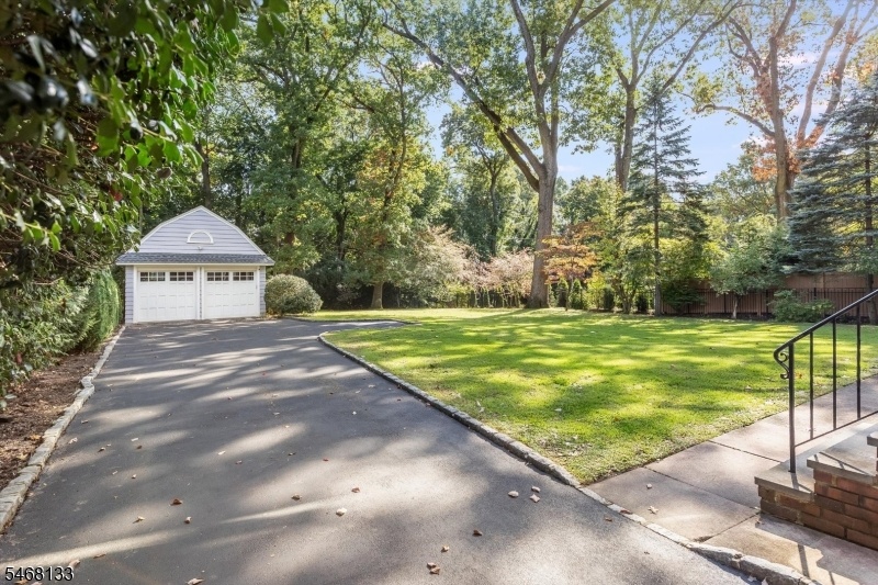 2 Car Garage