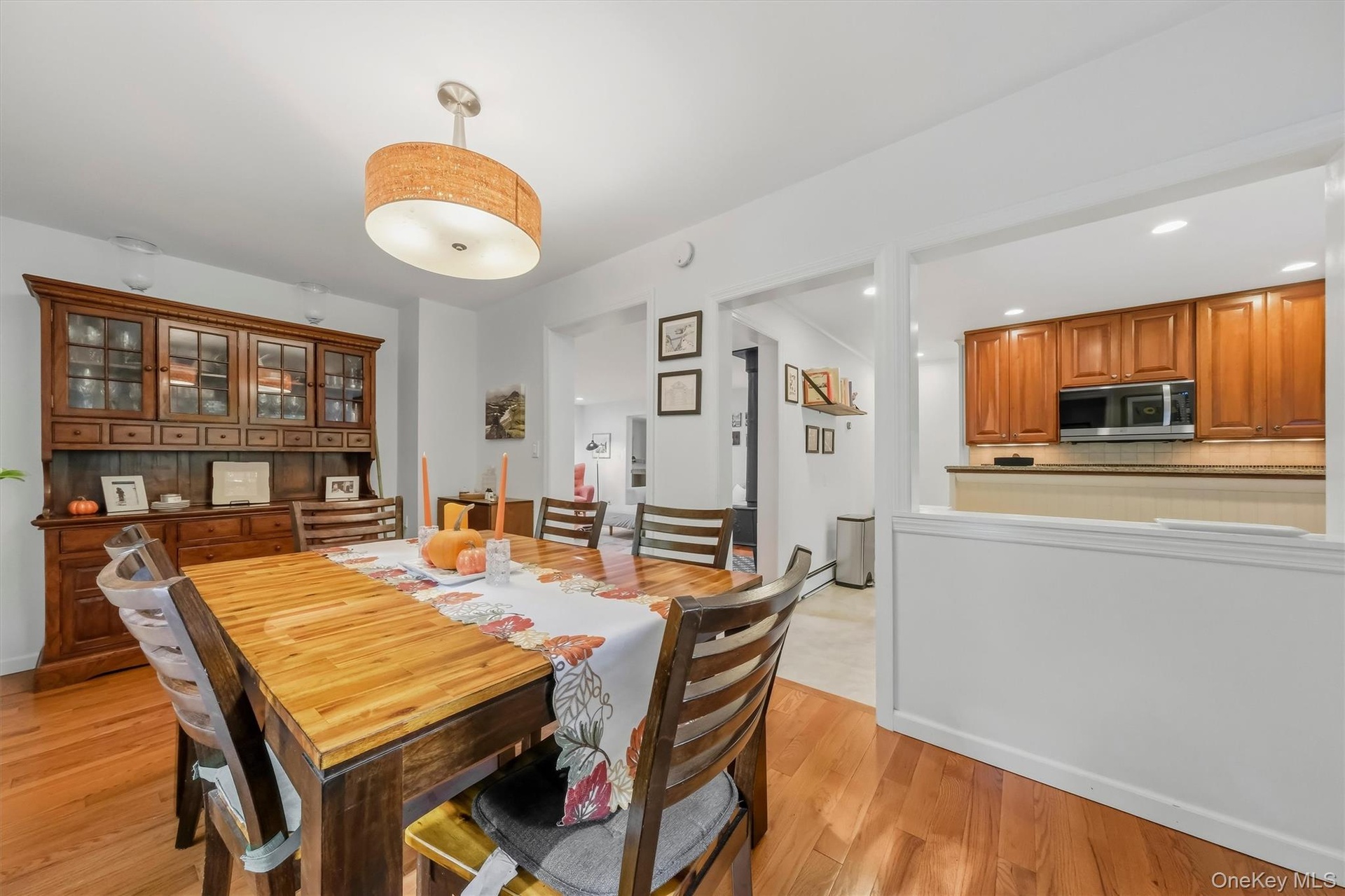 Open dining room allows for easy follow for entertaining.