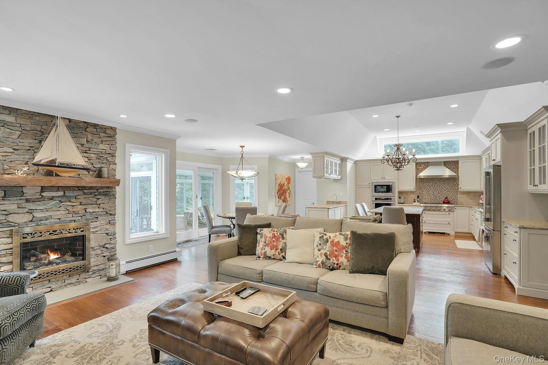 Open to the kitchen.