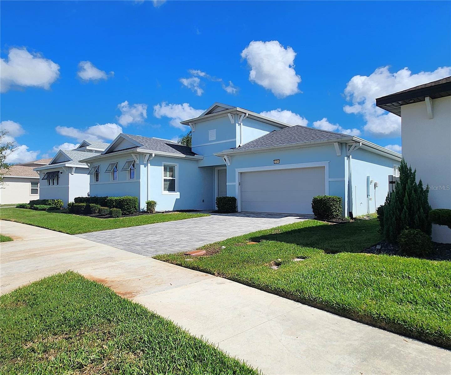 8896 Drummer Plank Dr, Wesley Chapel, FL 33545: Partially Fenced, SFH, One Story, 2590sf, Built in 2022, 3 bedrooms, 2.5 bathrooms, 2 car attached gar