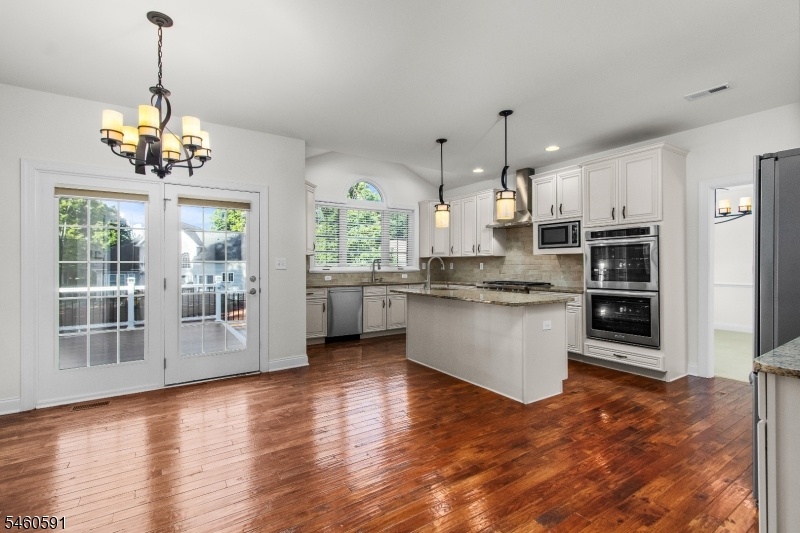 Spacious Kitchen