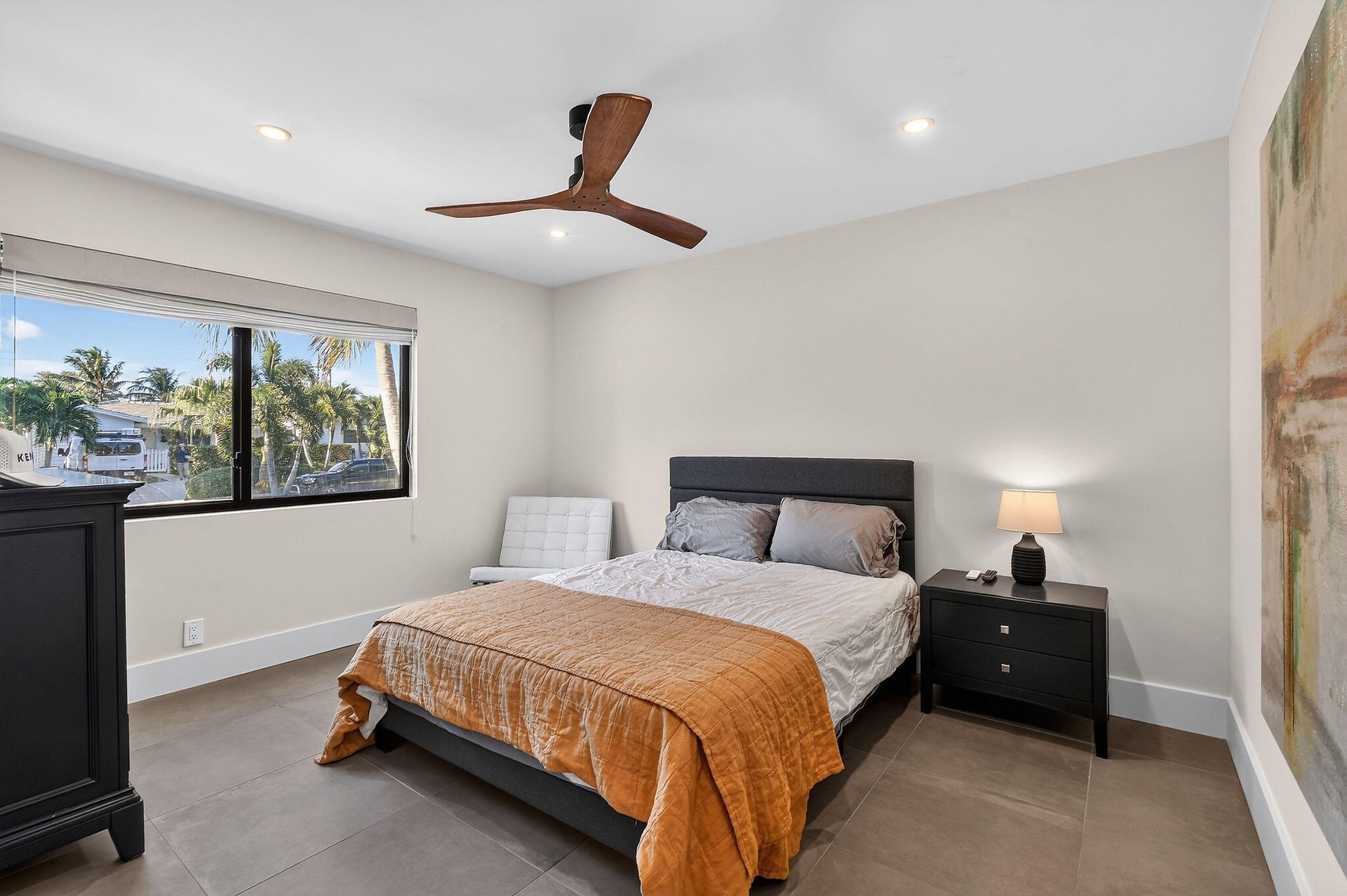 Guest Bedroom 3 - Queen Bed