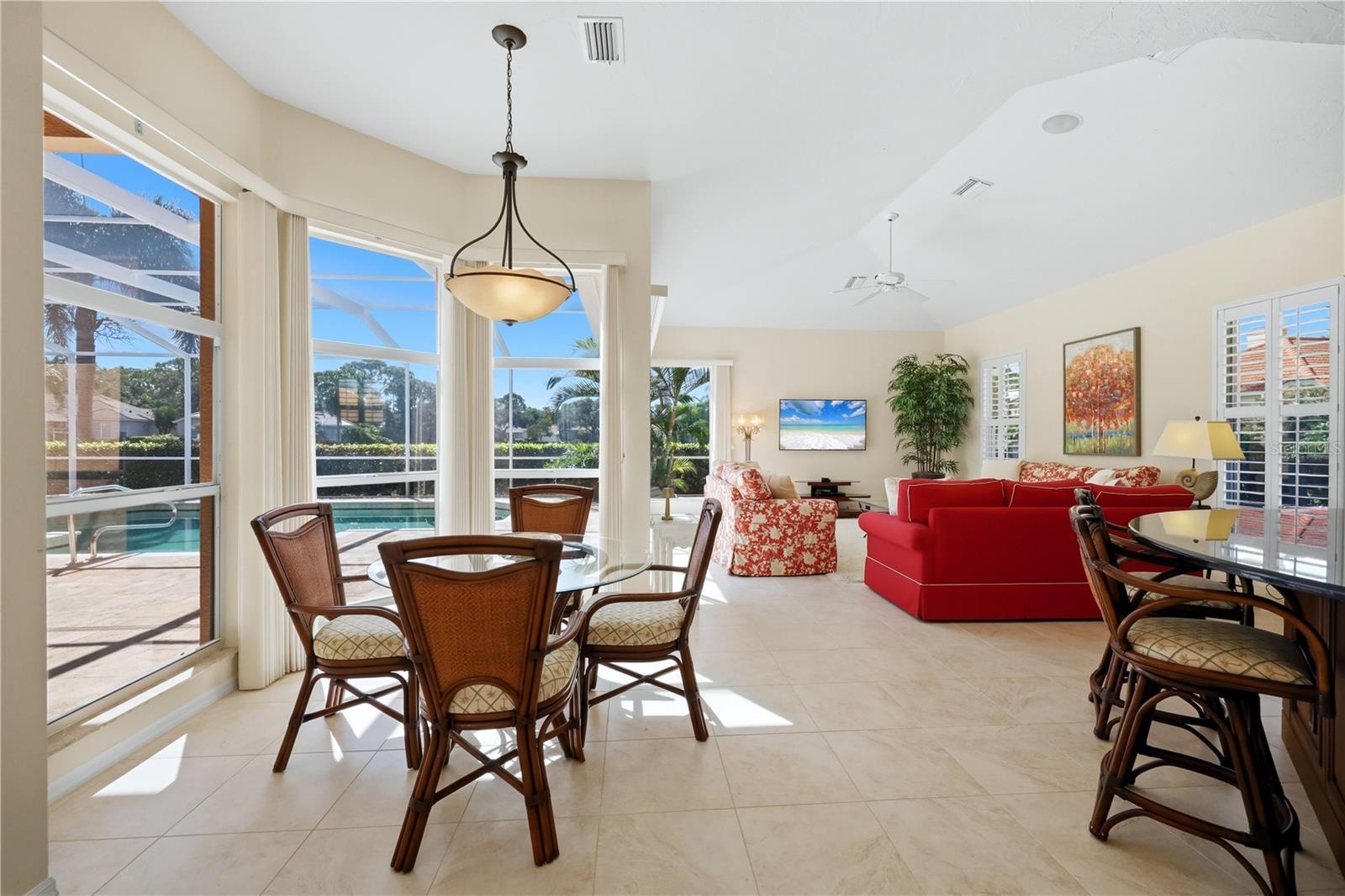 Eat in Kitchen/Family Room
