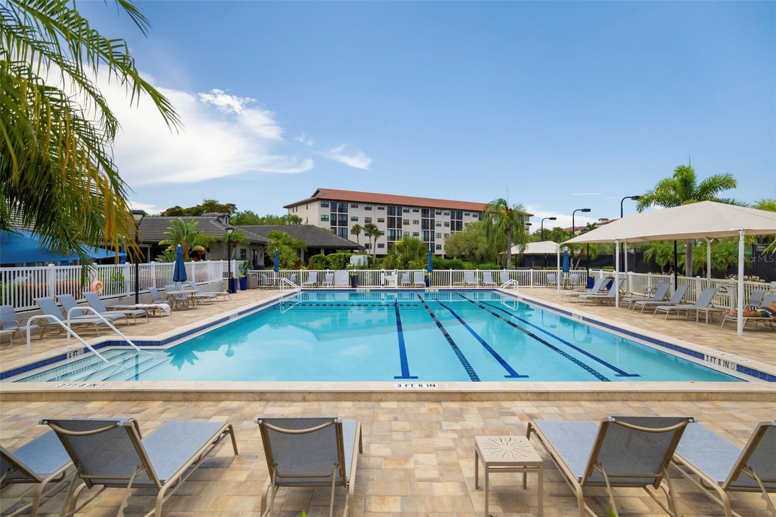 Landings Pool