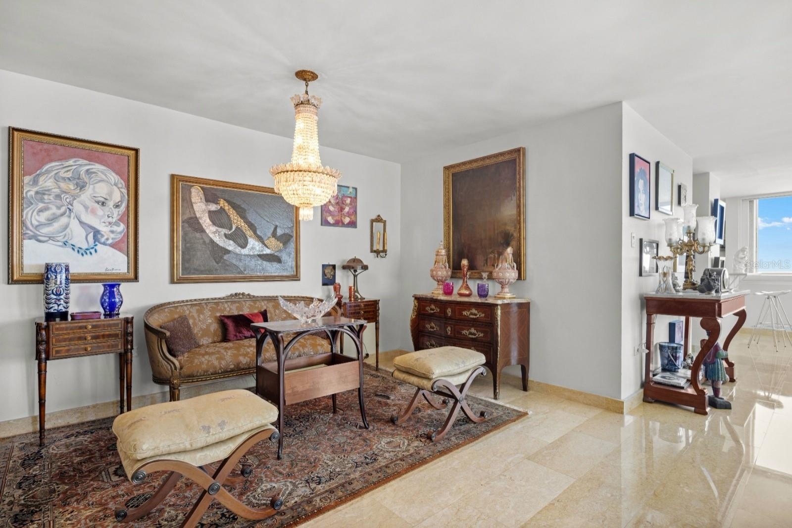 Sitting room area