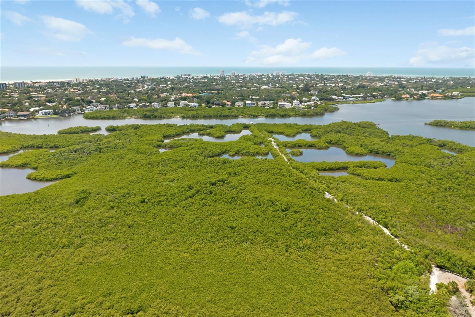 Landings Preserve & walking trail