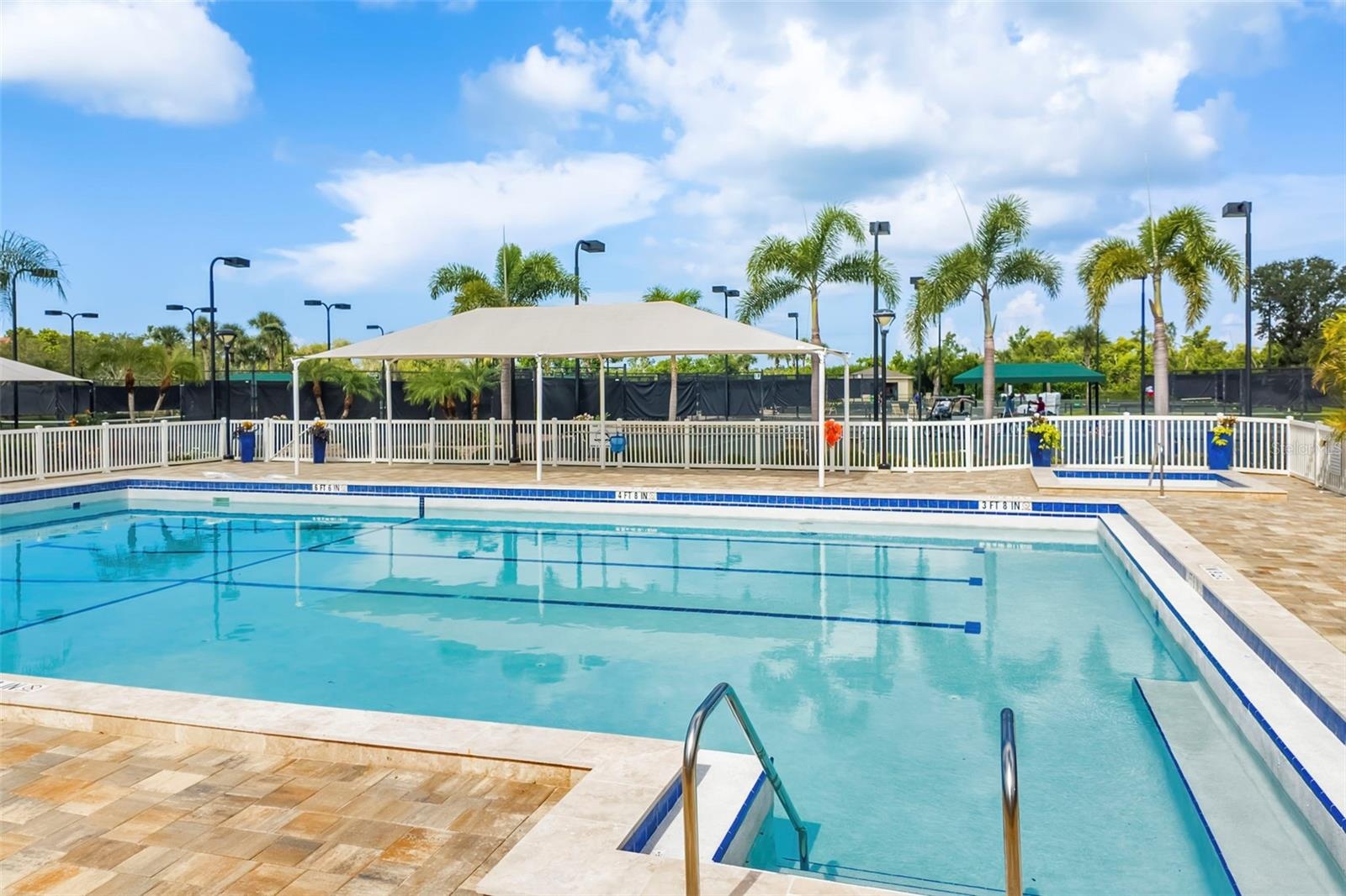 Landings Pool