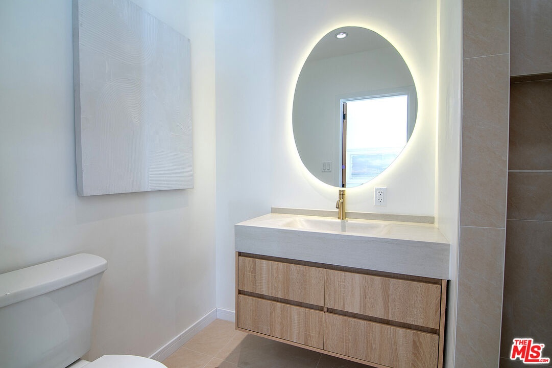 Bathroom #2