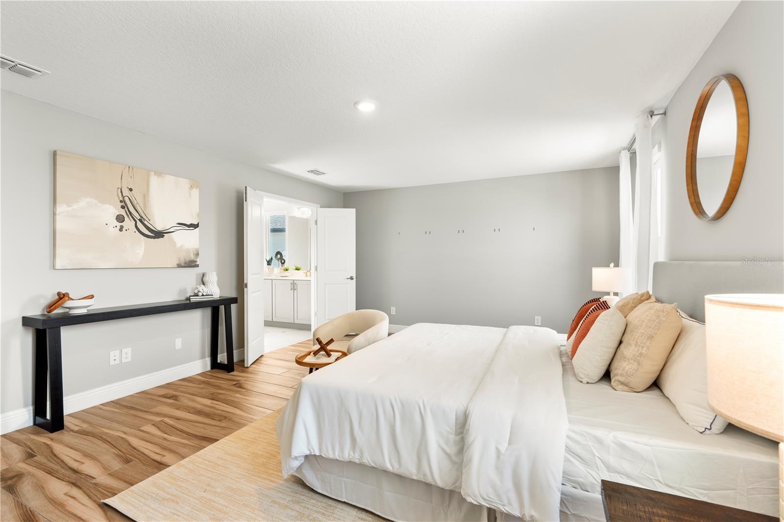 PRIMARY BEDROOM (2ND FLOOR) W/ EN SUITE