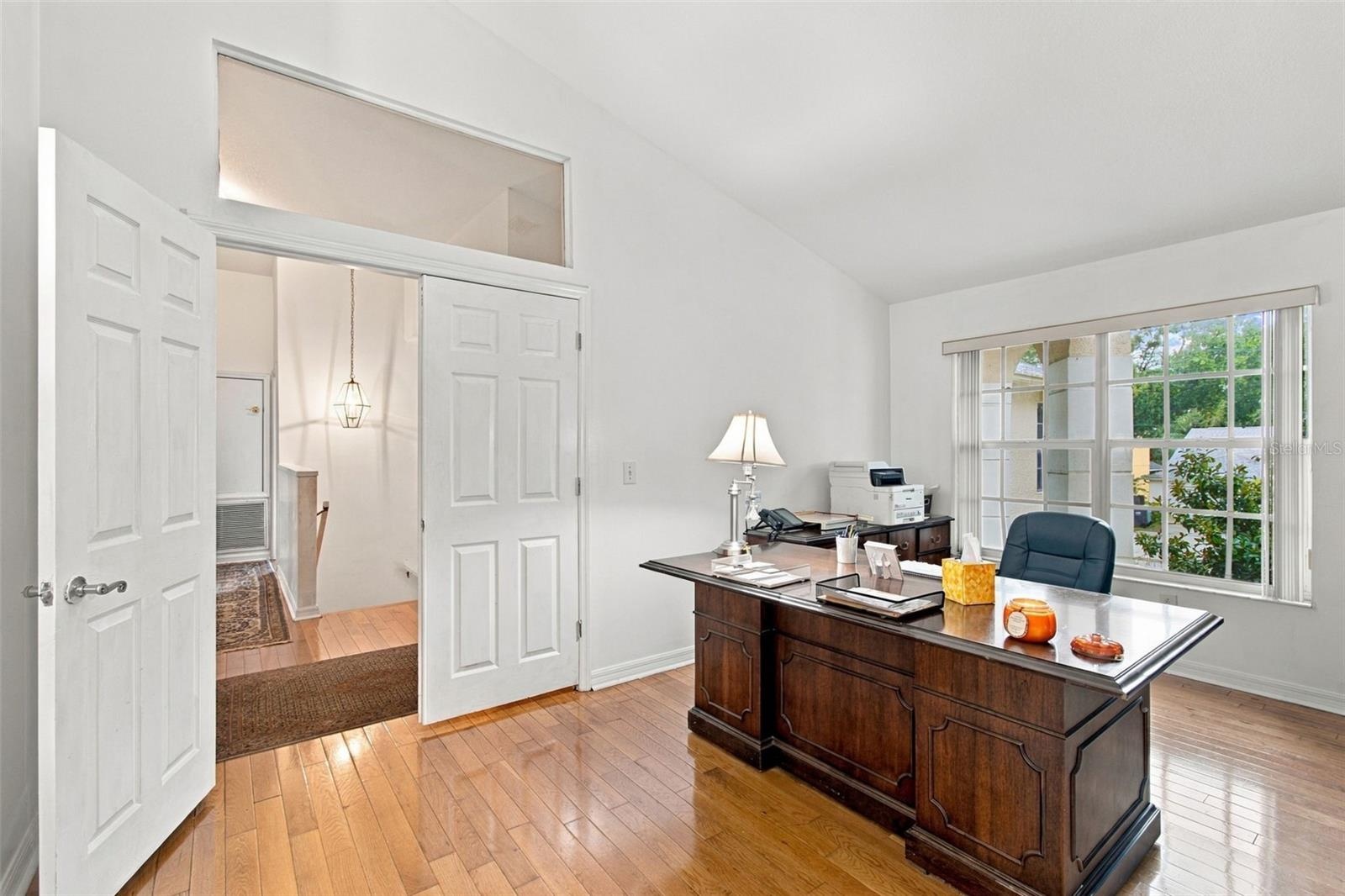 Primary Bedroom Sitting Area-