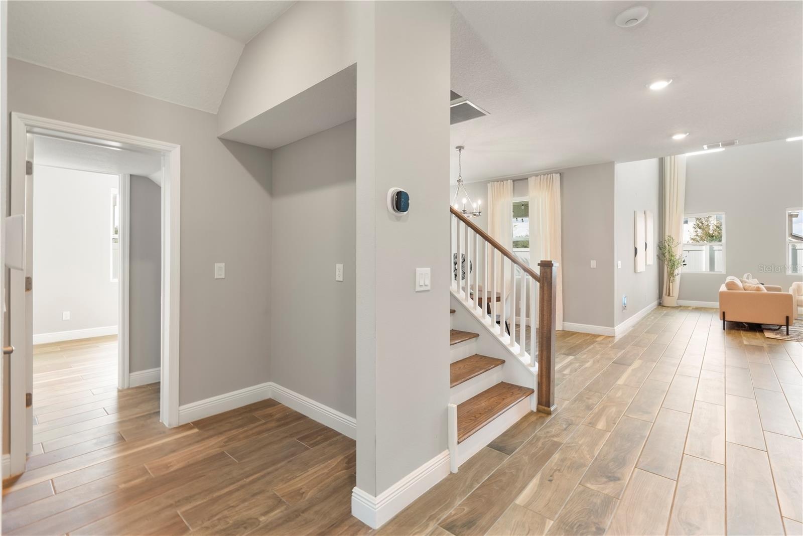 ENTRY BONUS ROOM