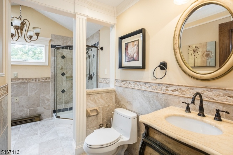 1st floor full bathroom
