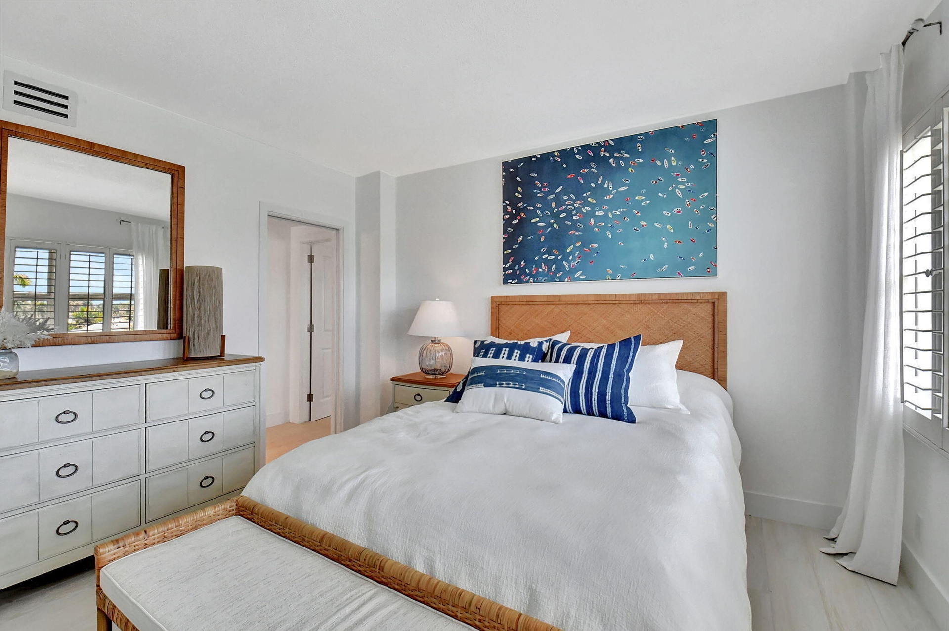 2nd bedroom