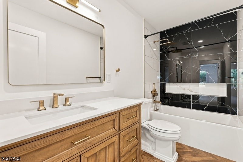Common Bath