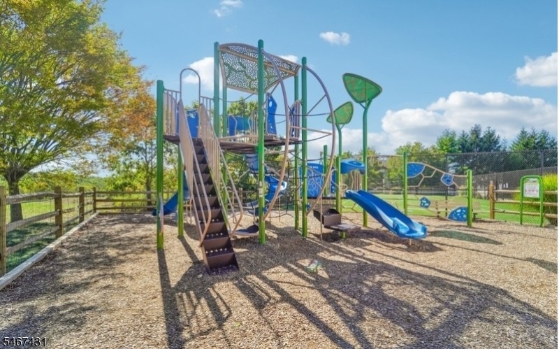 Kiddie area,