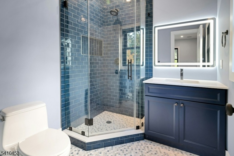 En Suite Bath