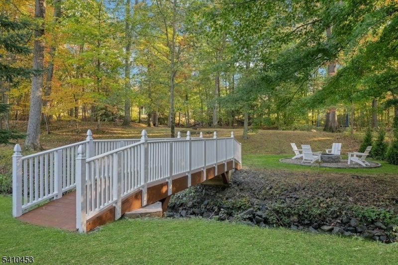 Picturesque Foot Bridge