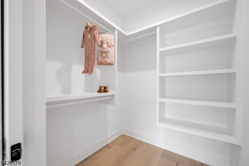 Walk- In Closet