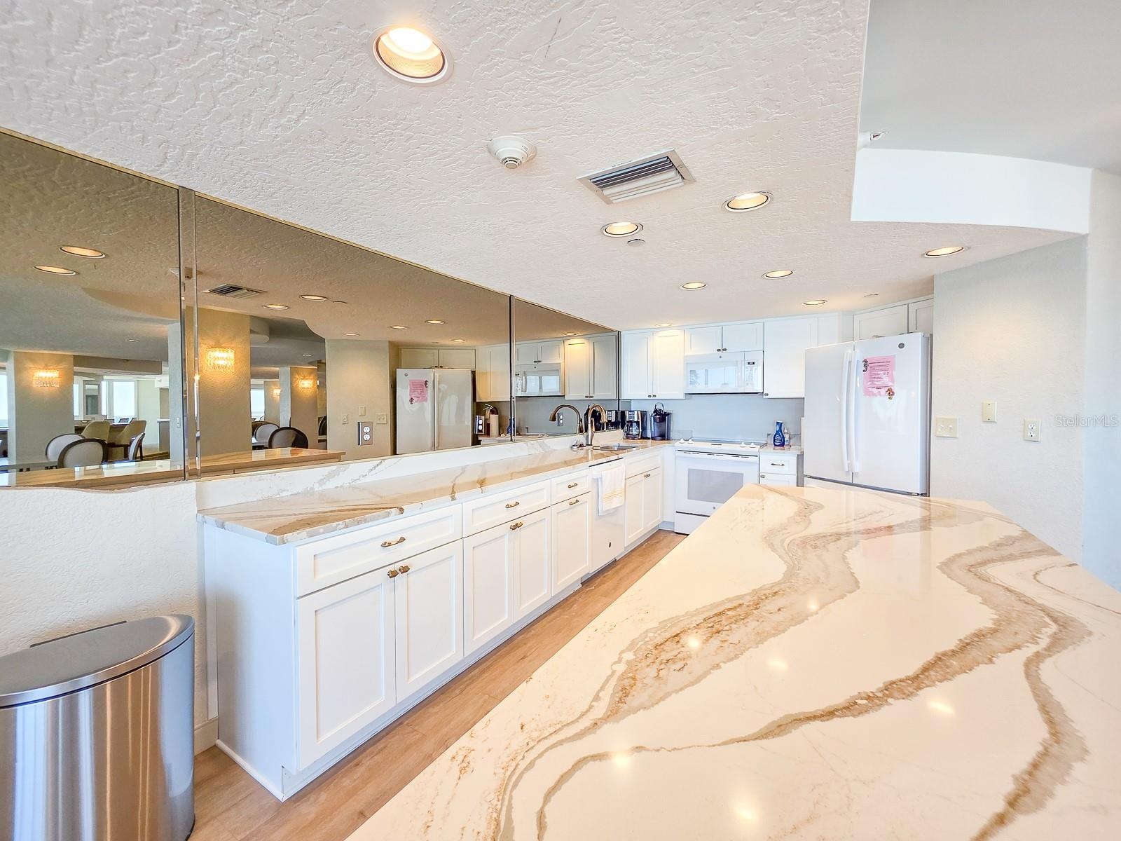 Full kitchen for catering your get-togethers