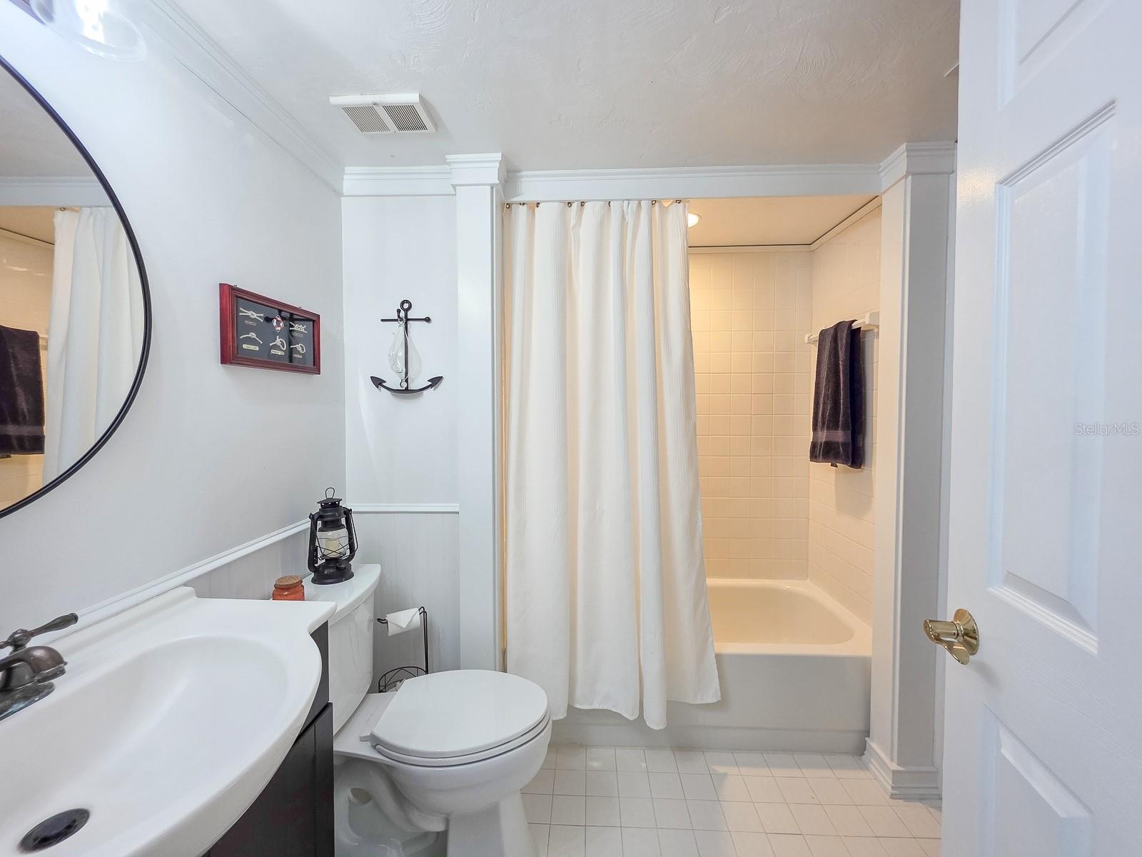 Bathroom #3 - Jack and Jill