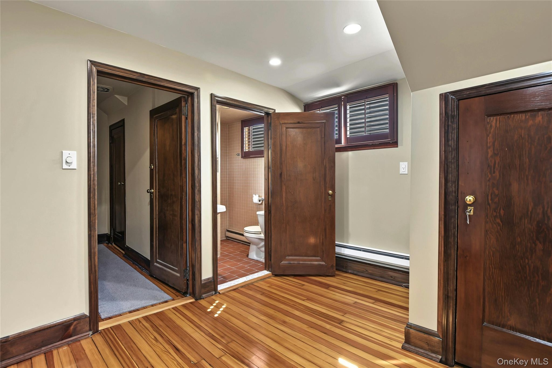 entrance from hall into dressing area/home office - pvt bath 3rd floor