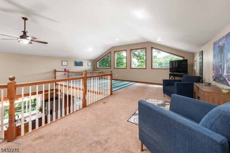 Super Large Loft