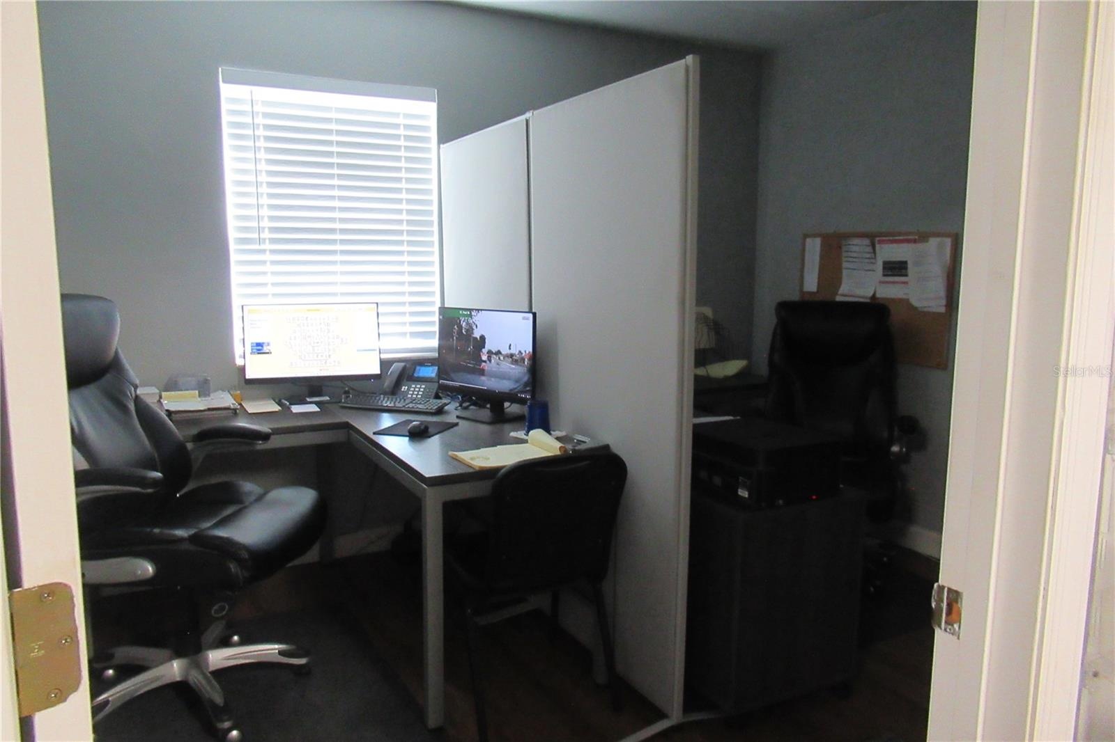 2nd 2 office space