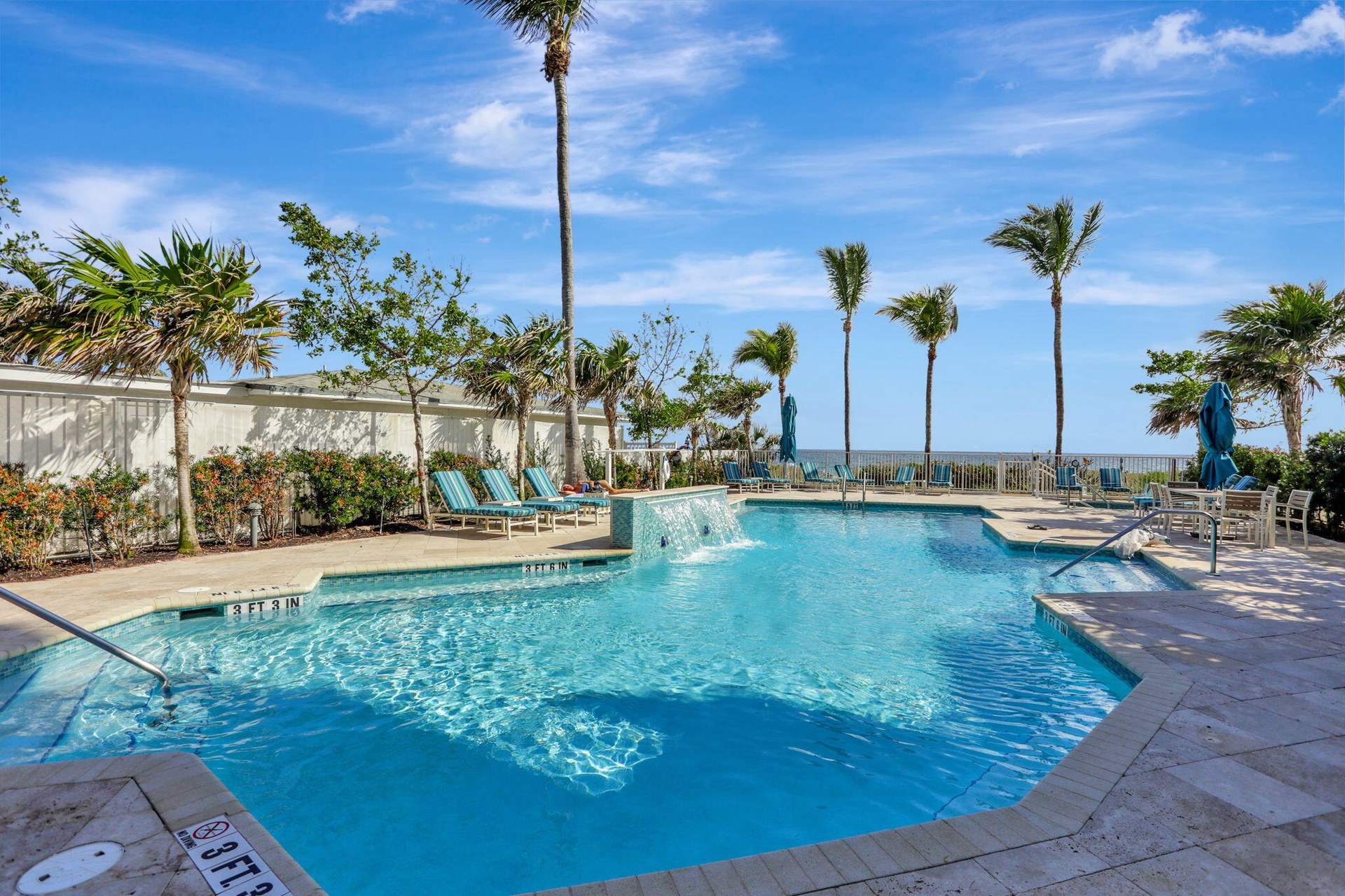 Oceanside pool