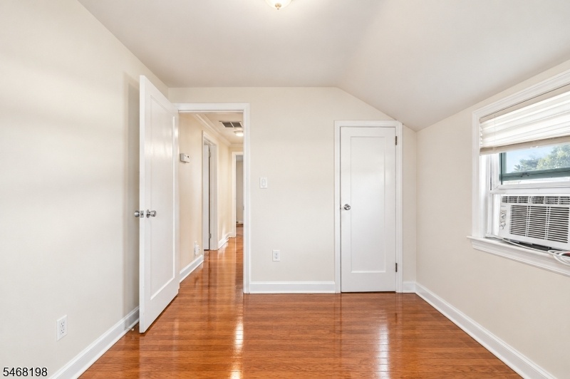 3rd bdrm - AI generated floors