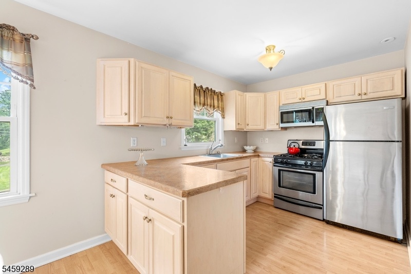 Kitchen 2