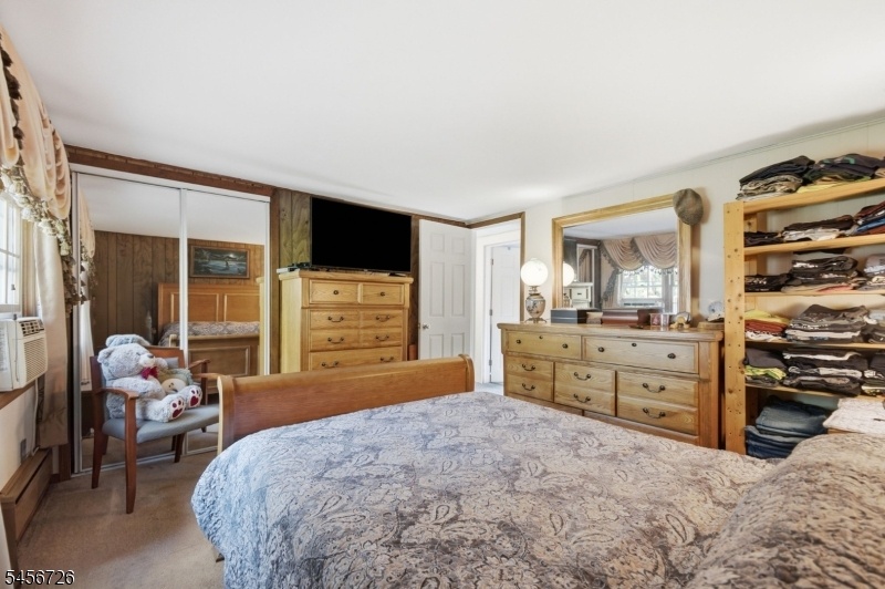 Primary Bedrom