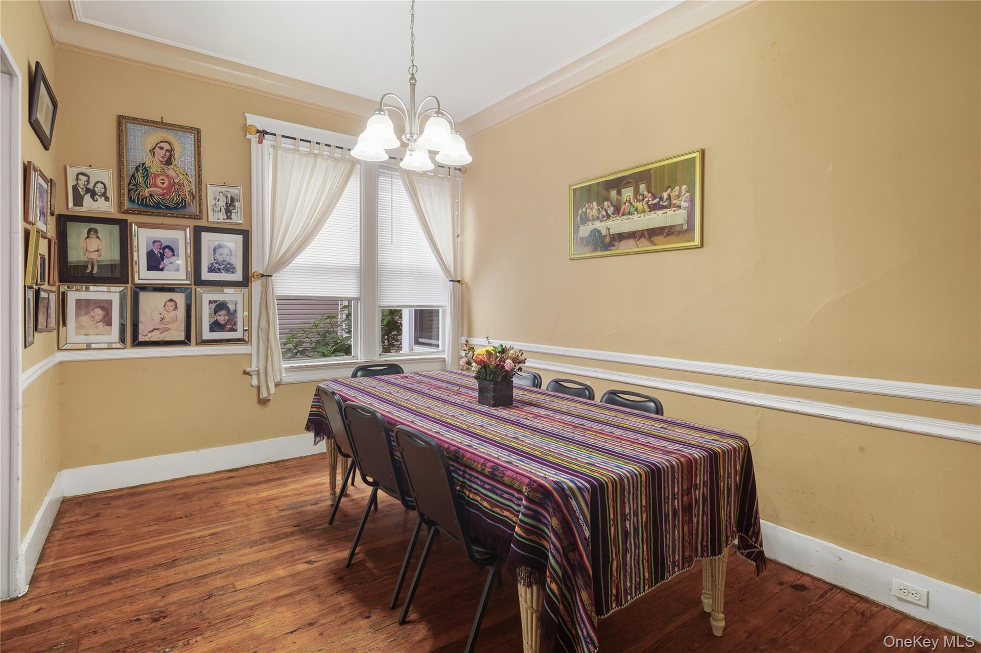 1st floor dining room