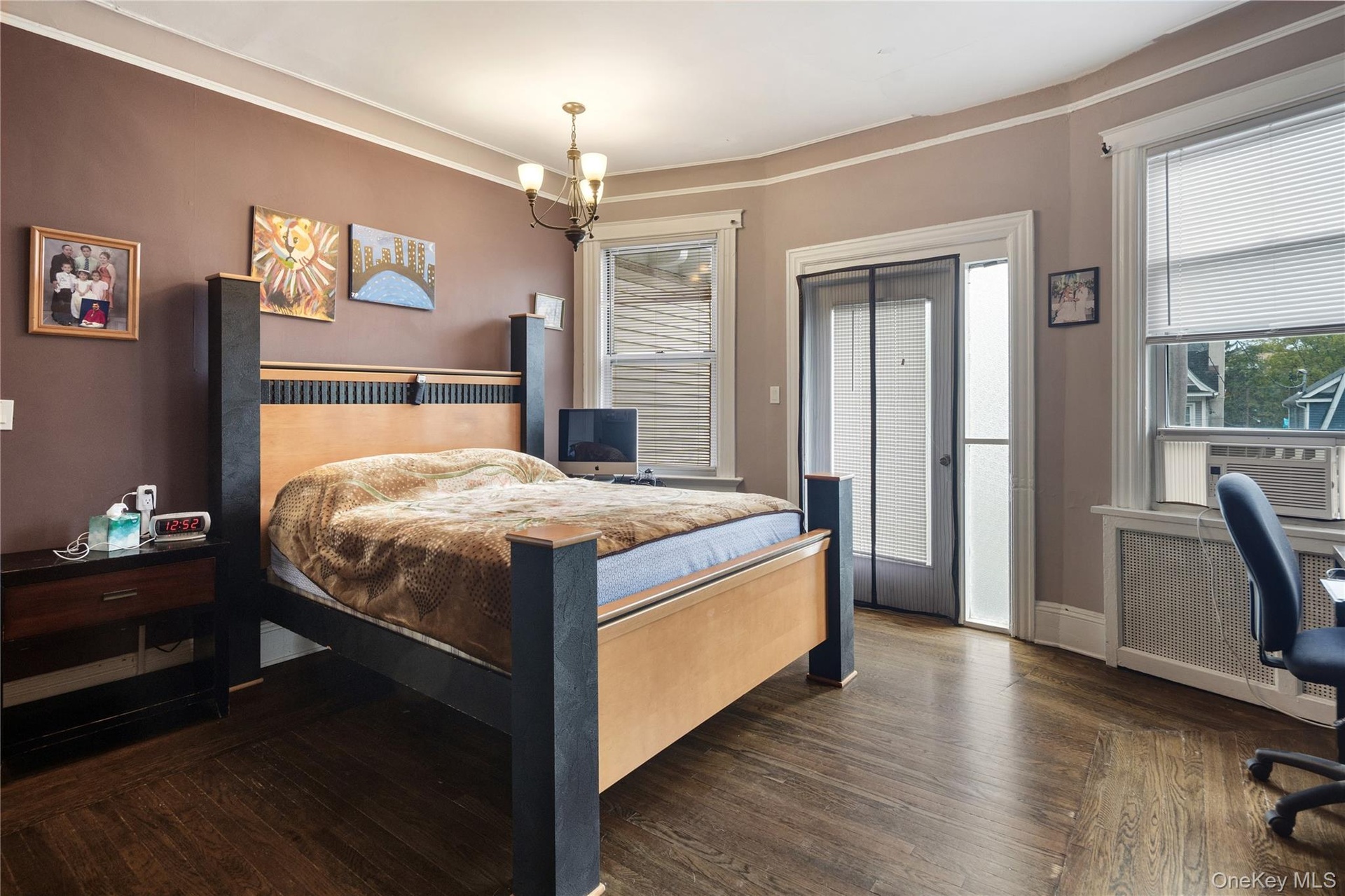 2nd floor primary bedroom