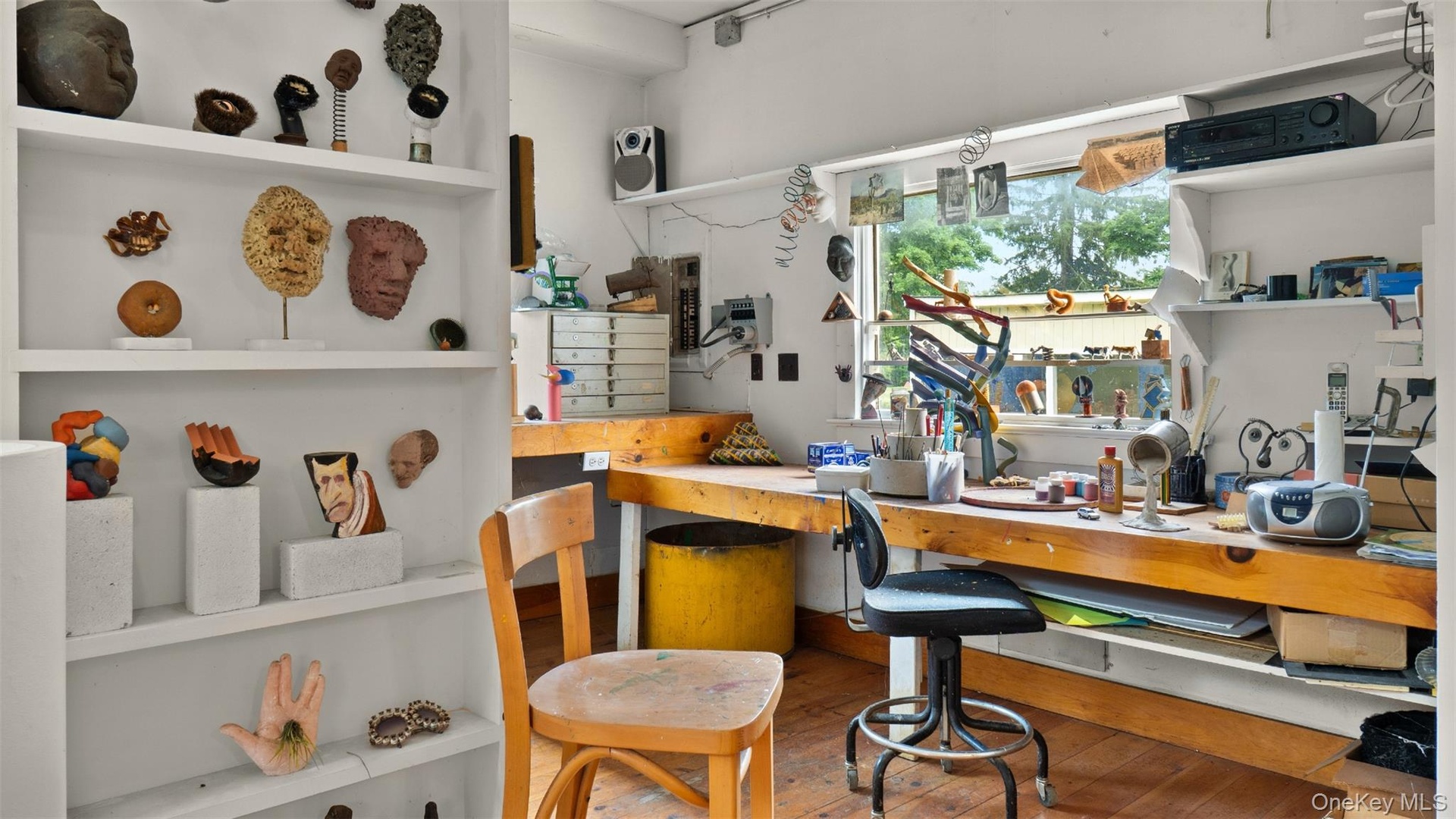 Gallery space in barn